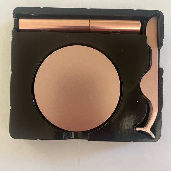 New & sealed slick brand magnetic lash kit - Picture 4 of 5